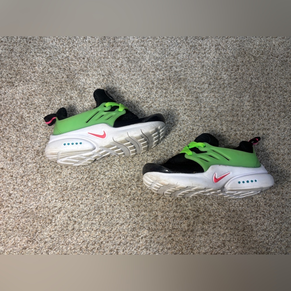 Nike Little Presto TD Green Strike Baby Toddler Shoes Boys Size 7C - Picture 2 of 9